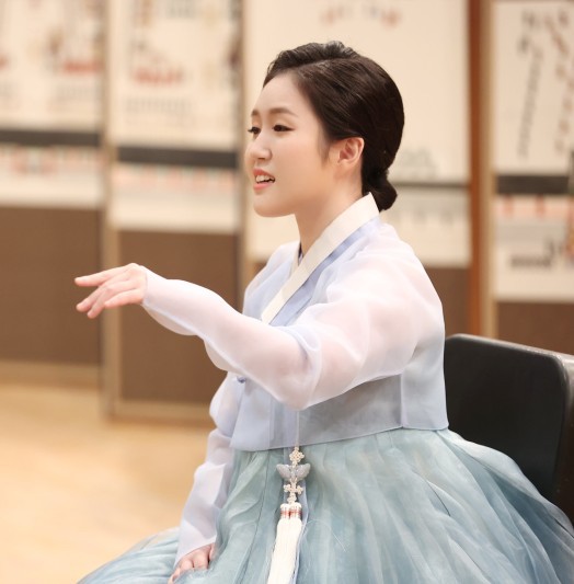 민요 선생님